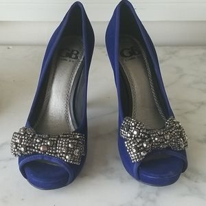 Gianni Bini Blue Velvet Heels - 6